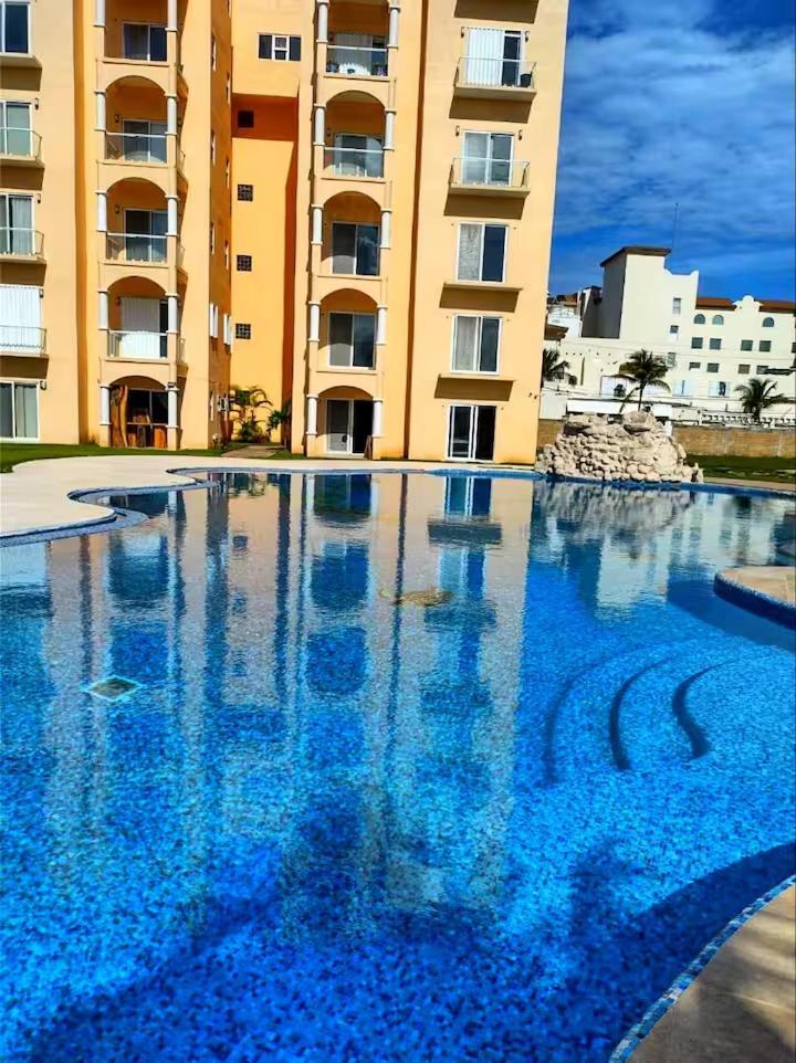 Ave Fenix * Cozumel